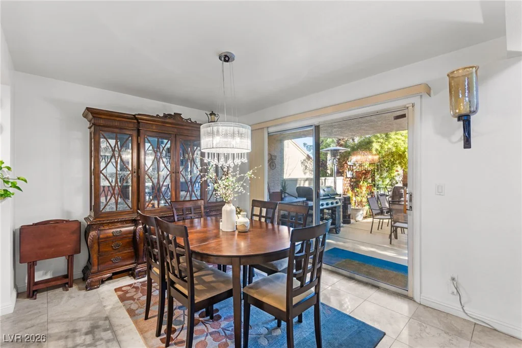 2608 Seashore, Las Vegas, NV 89128
