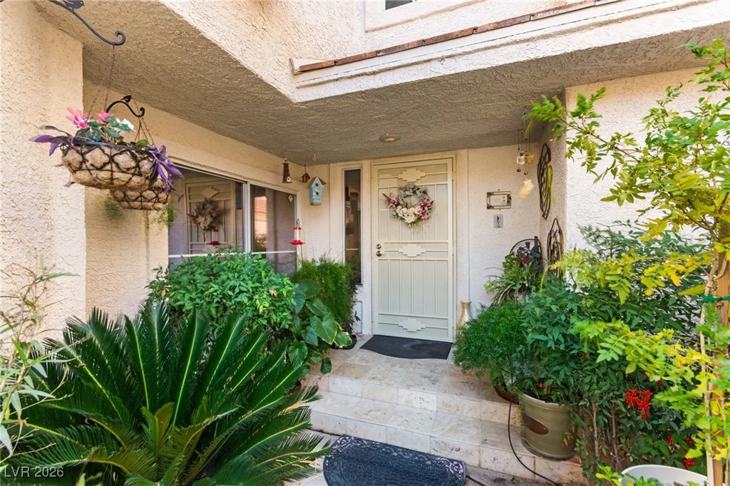 2608 Seashore, Las Vegas, NV 89128