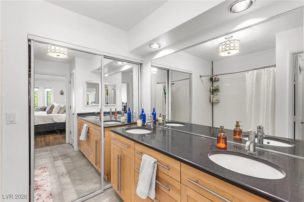 2608 Seashore, Las Vegas, NV 89128