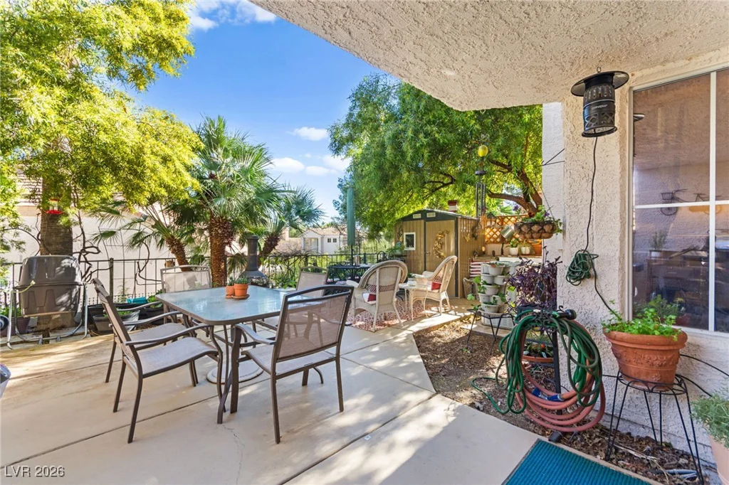 2608 Seashore, Las Vegas, NV 89128