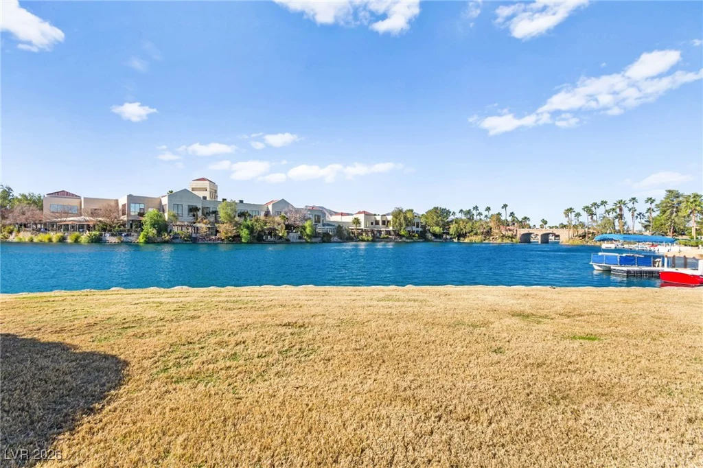2608 Seashore, Las Vegas, NV 89128