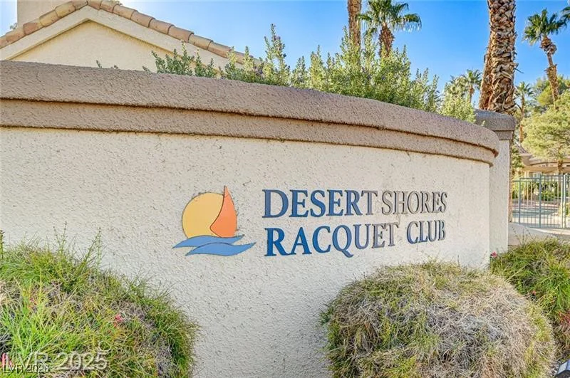 2608 Seashore, Las Vegas, NV 89128