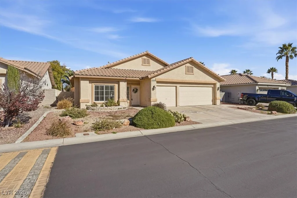 1340 Yeager, Las Vegas, NV 89123