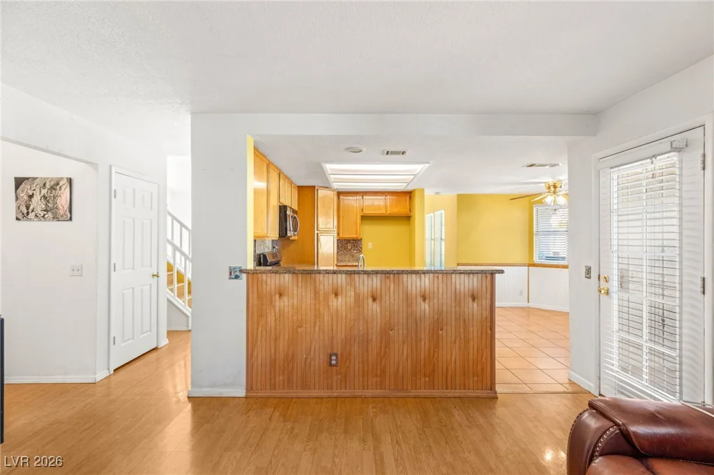 1542 Champagne, Las Vegas, NV 89119