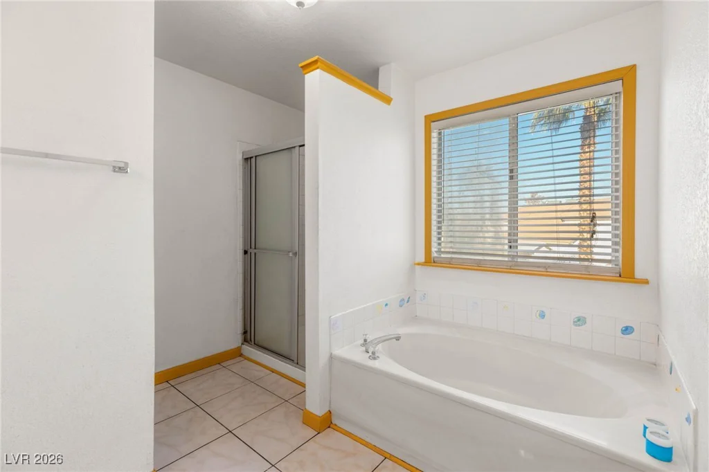 1542 Champagne, Las Vegas, NV 89119
