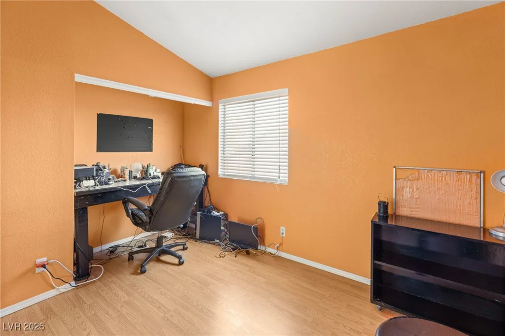 1542 Champagne, Las Vegas, NV 89119