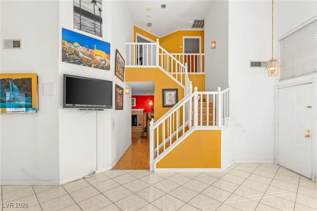 1542 Champagne, Las Vegas, NV 89119