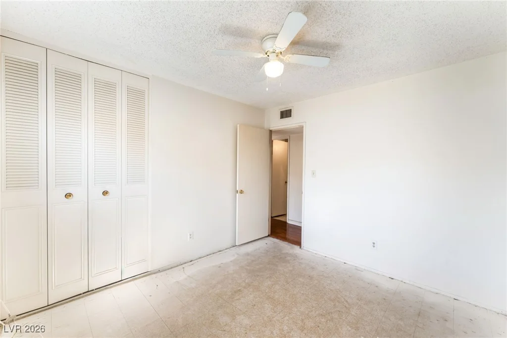 3091 Oxford, Las Vegas, NV 89121