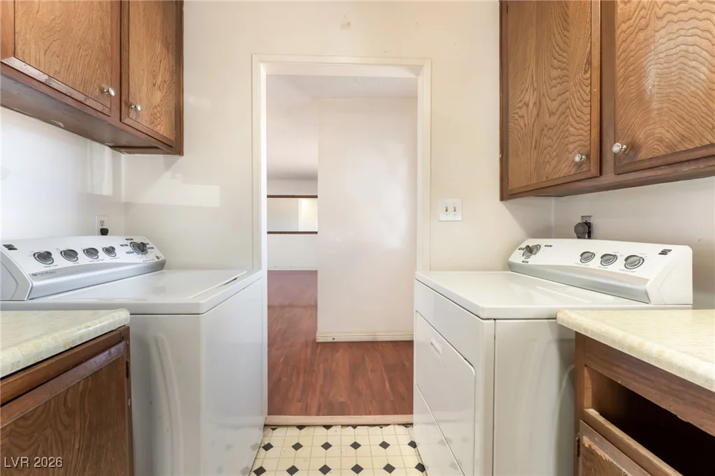 3091 Oxford, Las Vegas, NV 89121