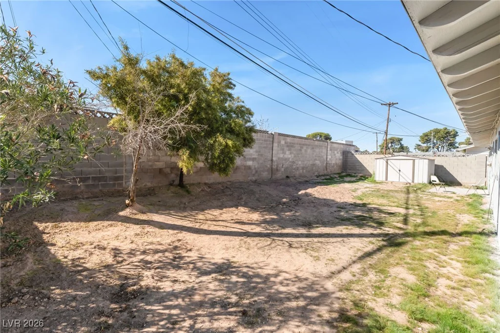 3091 Oxford, Las Vegas, NV 89121