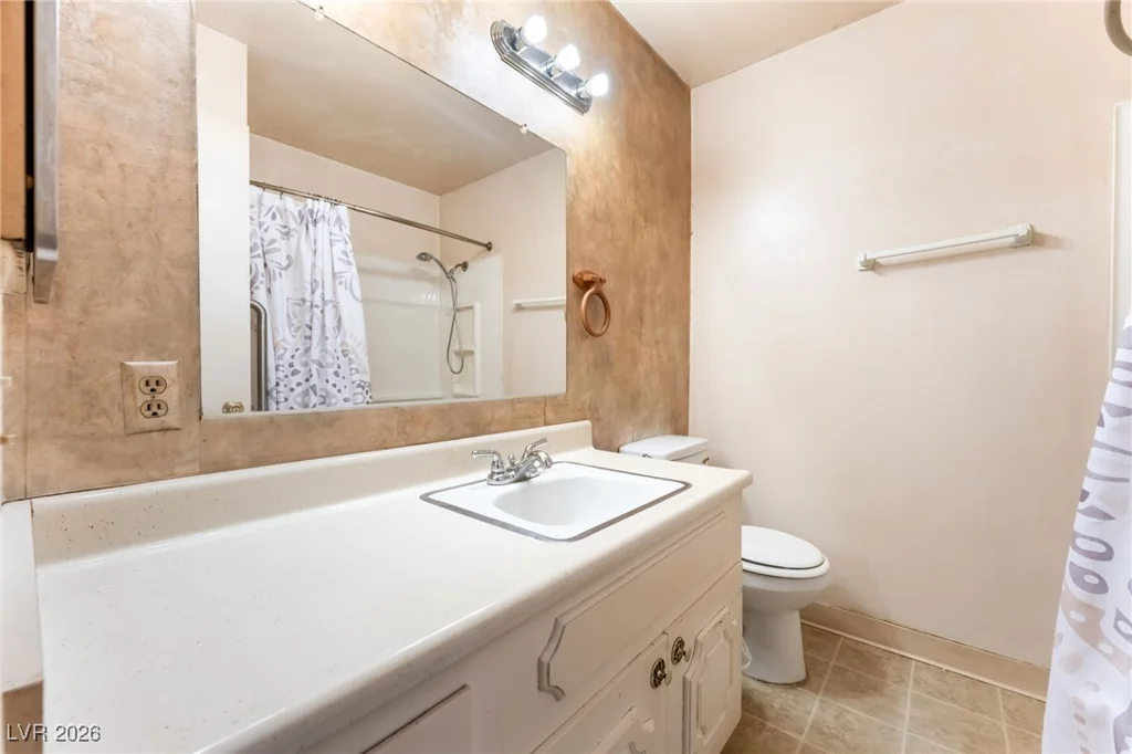 3091 Oxford, Las Vegas, NV 89121