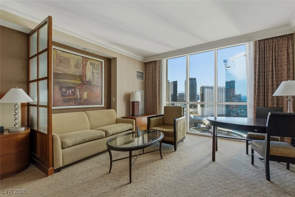 135 Harmon, Las Vegas, NV 89109
