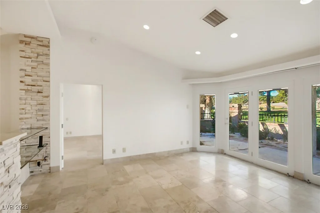 7146 Mission Hills, Las Vegas, NV 89113