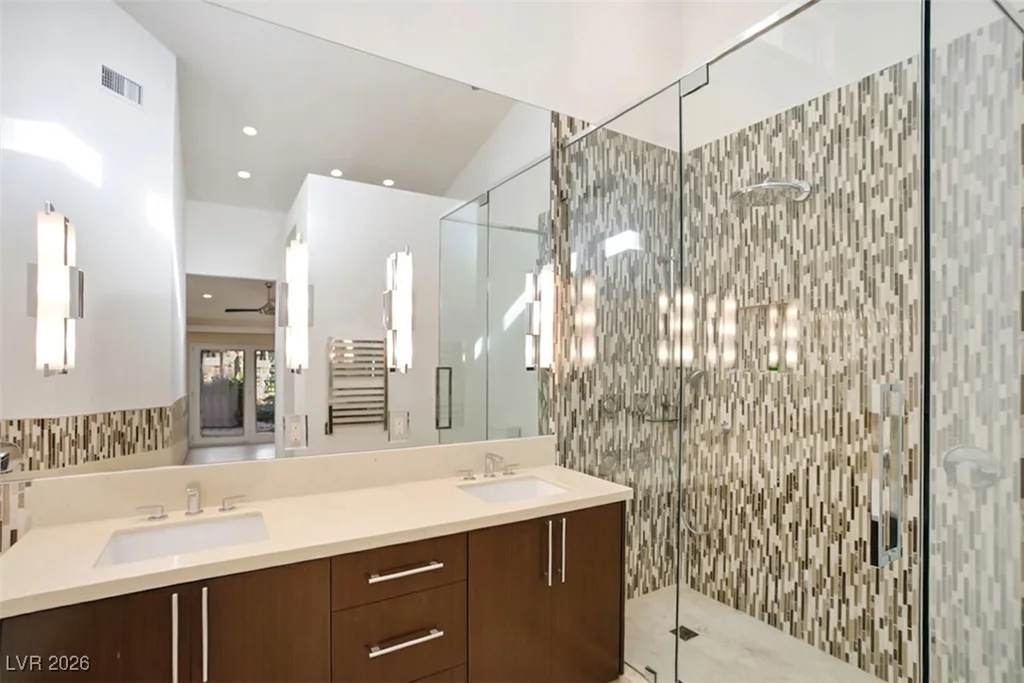 7146 Mission Hills, Las Vegas, NV 89113