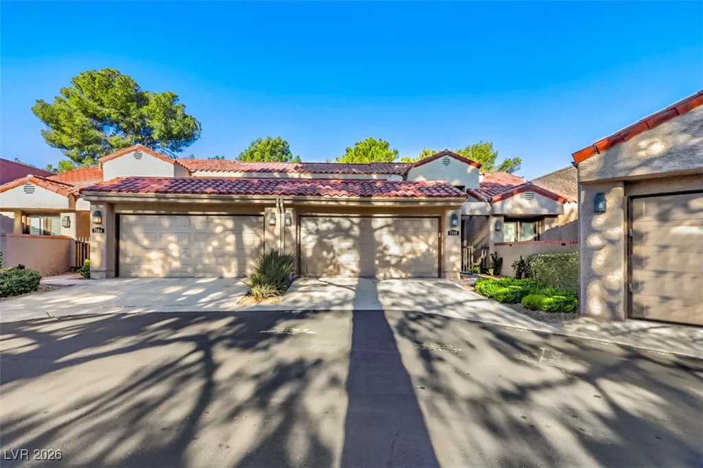 7146 Mission Hills, Las Vegas, NV 89113