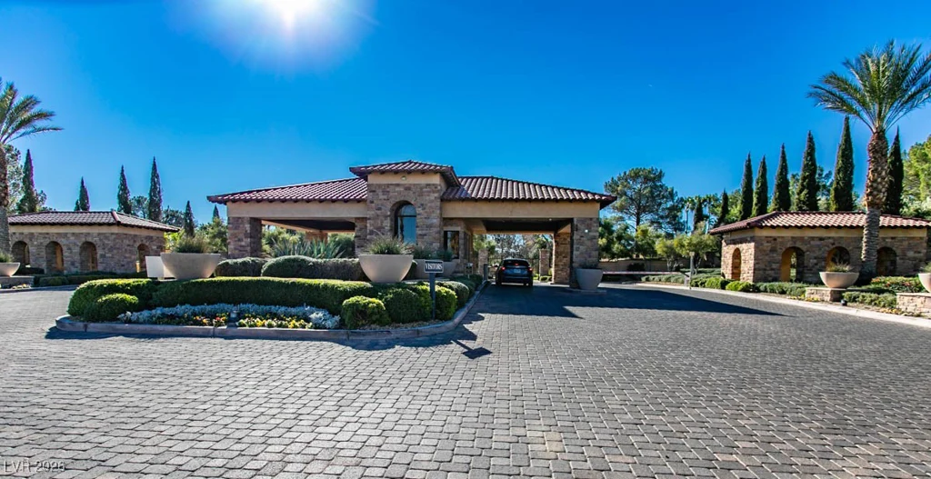 7146 Mission Hills, Las Vegas, NV 89113