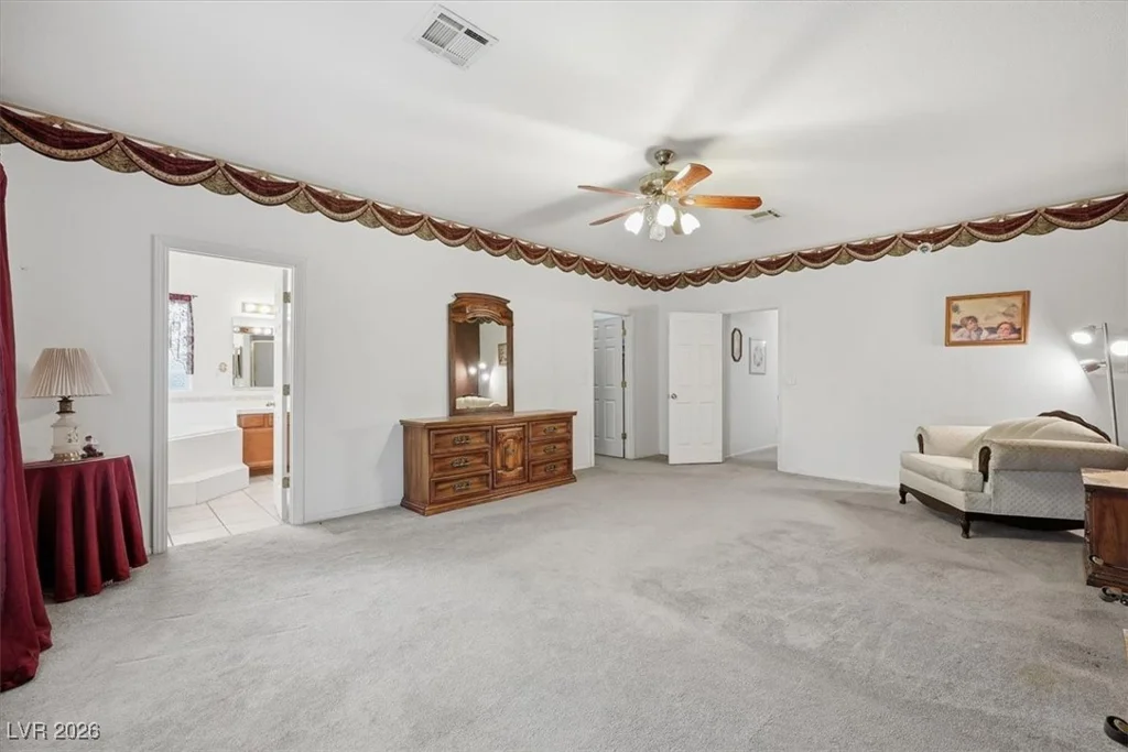 10140 Tropical, Las Vegas, NV 89149