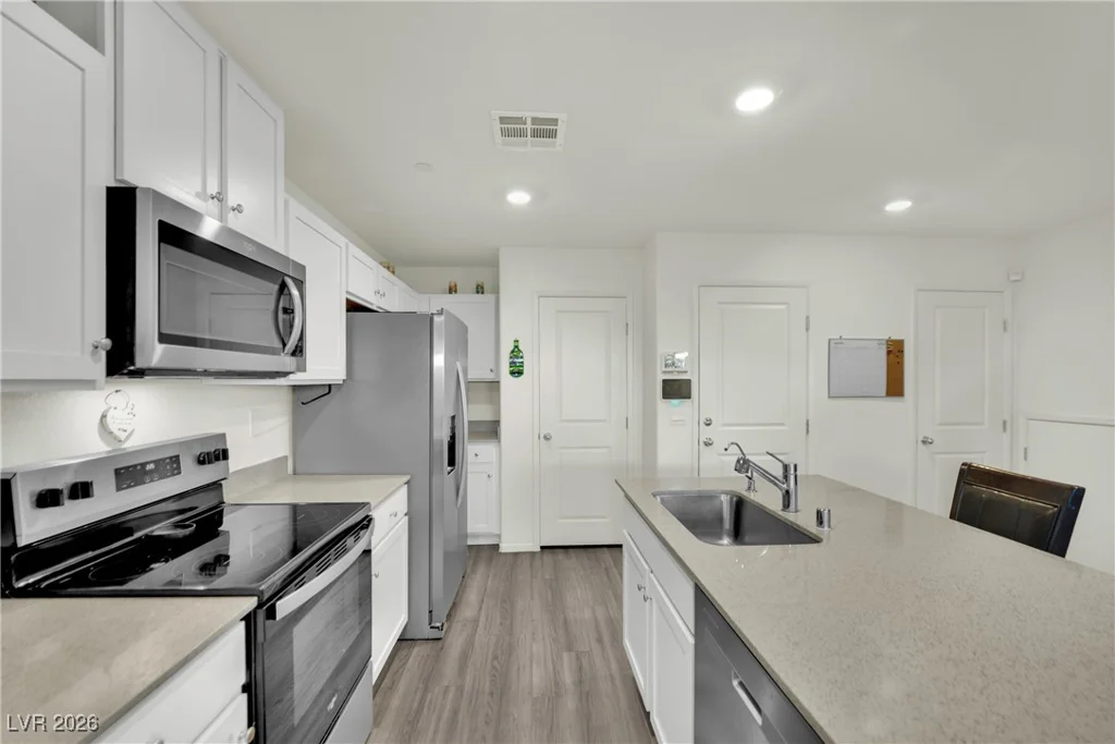 6958 Stafford Hill, Las Vegas, NV 89166