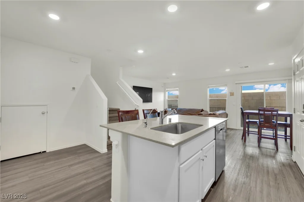 6958 Stafford Hill, Las Vegas, NV 89166