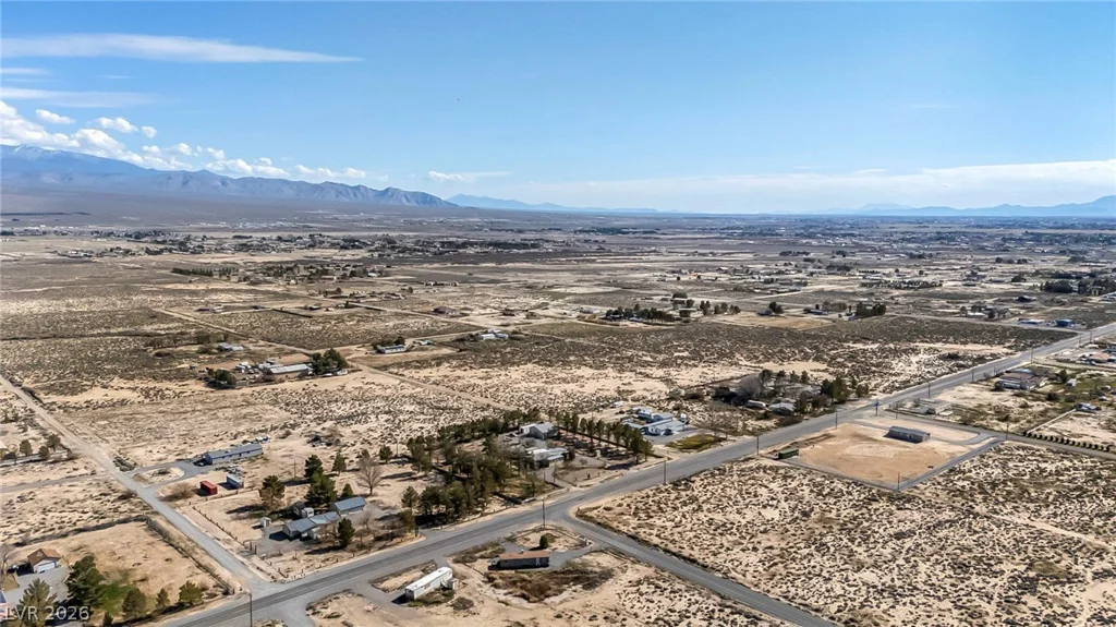 4400 Leslie, Pahrump, NV 89060