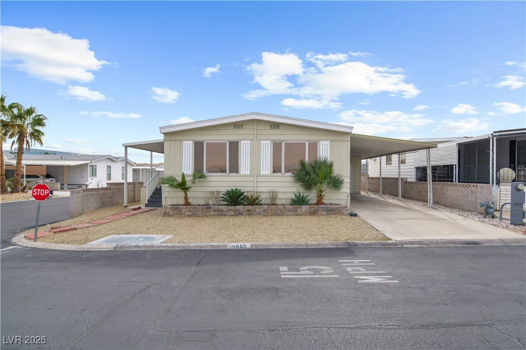 4955 Ridge, Las Vegas, NV 89103