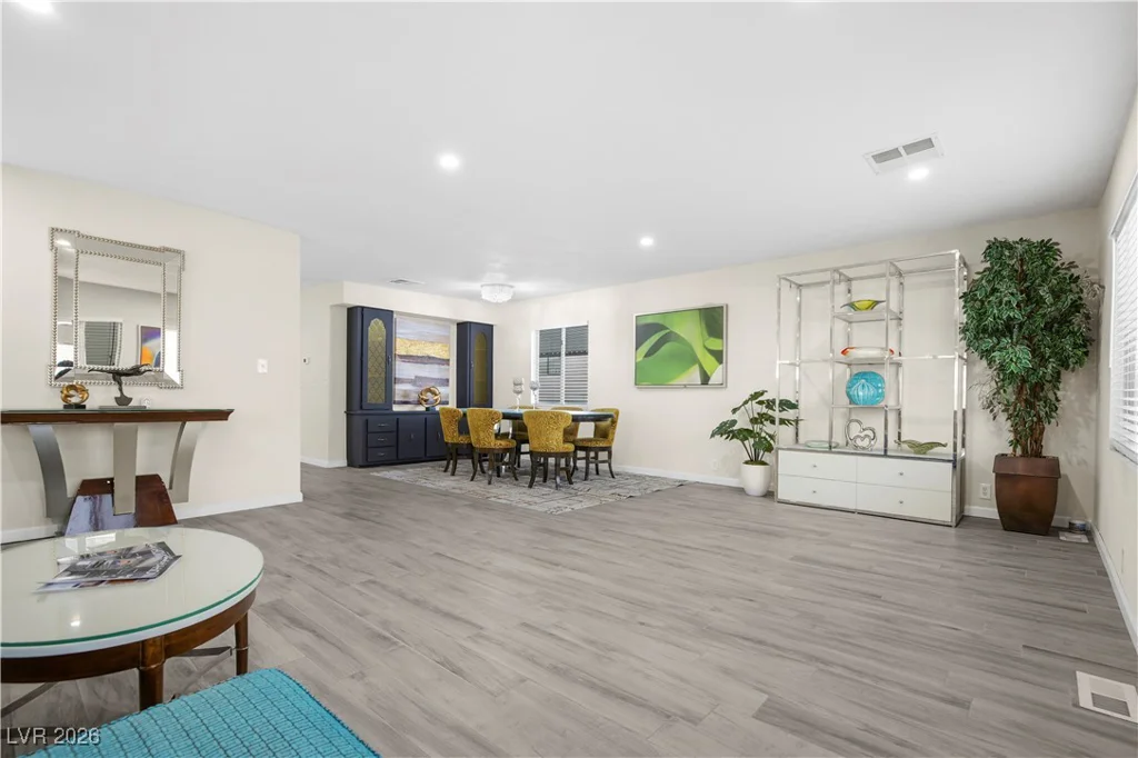 4955 Ridge, Las Vegas, NV 89103