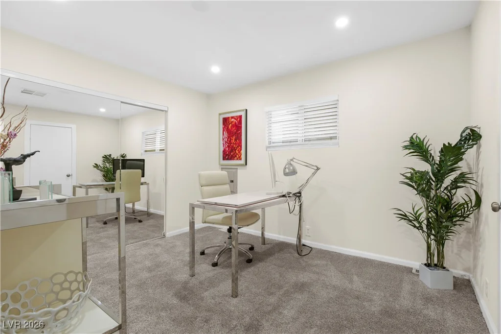 4955 Ridge, Las Vegas, NV 89103