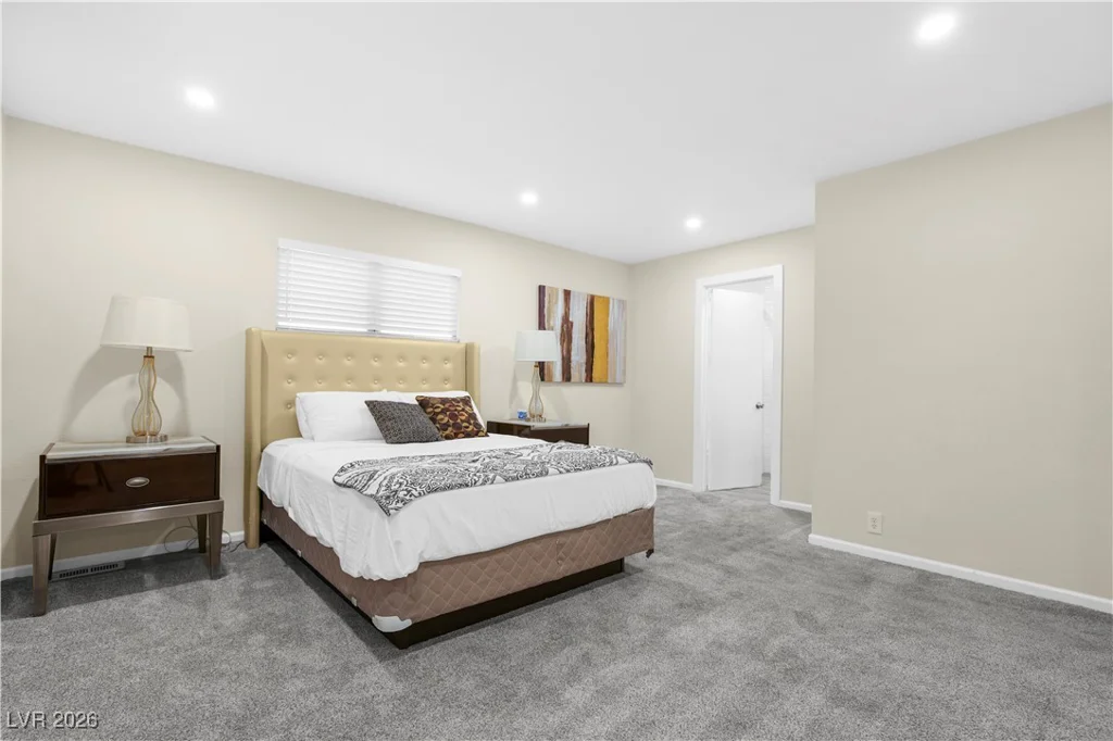 4955 Ridge, Las Vegas, NV 89103