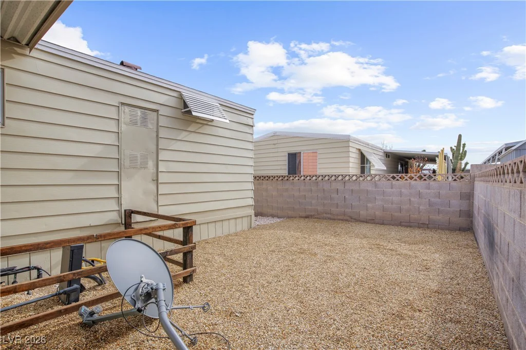 4955 Ridge, Las Vegas, NV 89103