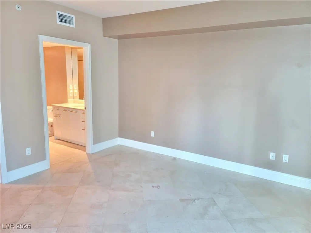 322 KAREN, Las Vegas, NV 89109