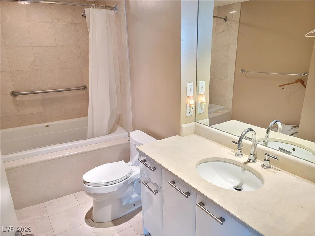 322 KAREN, Las Vegas, NV 89109
