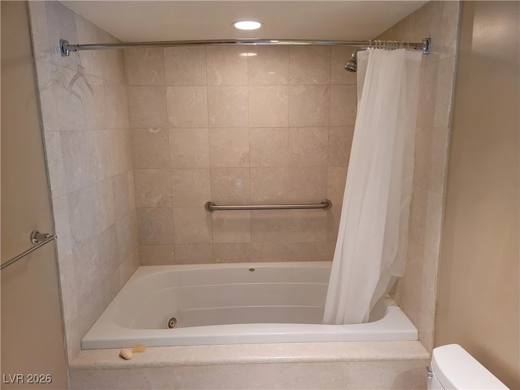 322 KAREN, Las Vegas, NV 89109