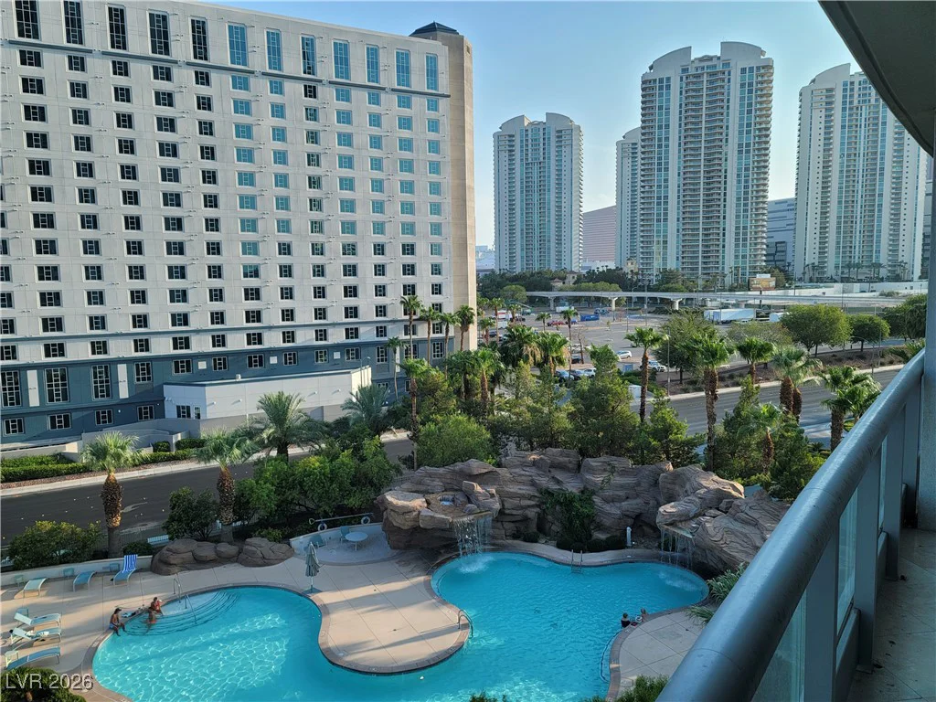 322 KAREN, Las Vegas, NV 89109