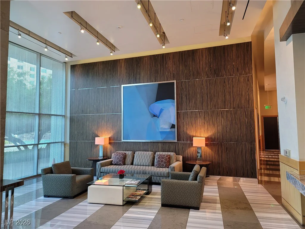 322 KAREN, Las Vegas, NV 89109