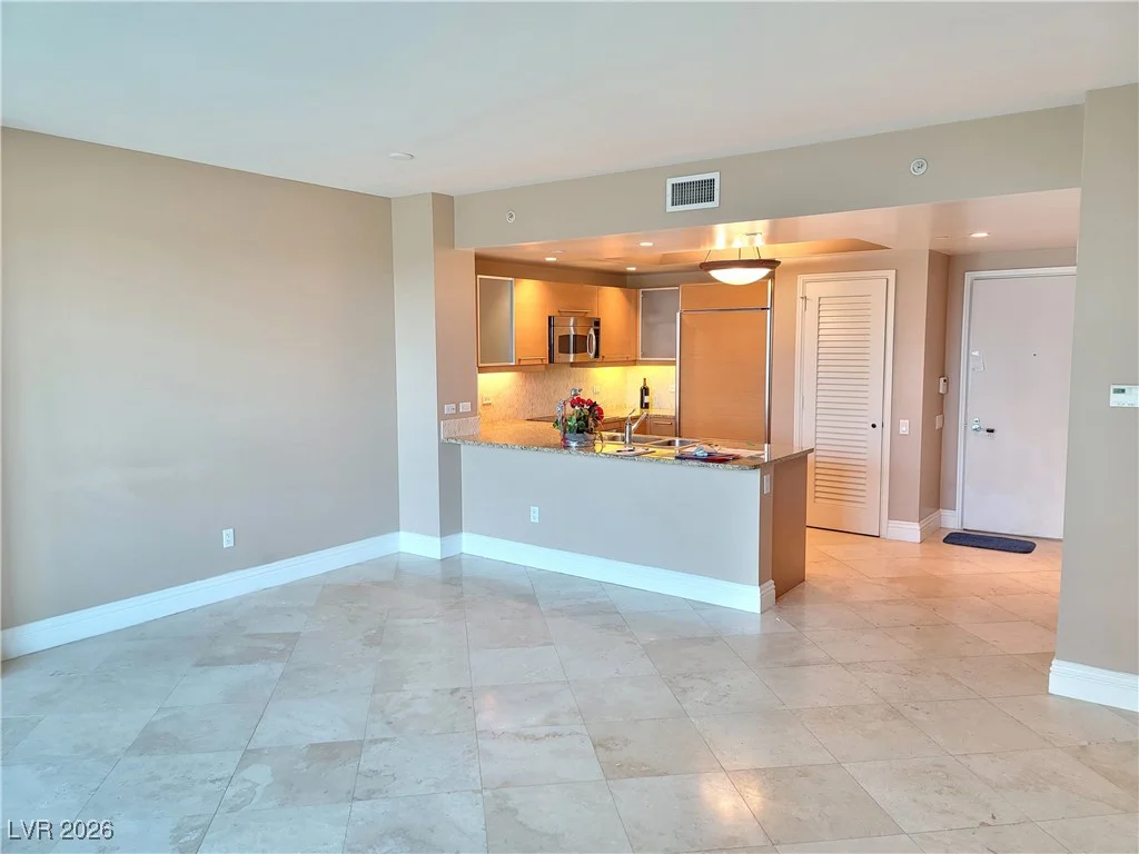 322 KAREN, Las Vegas, NV 89109