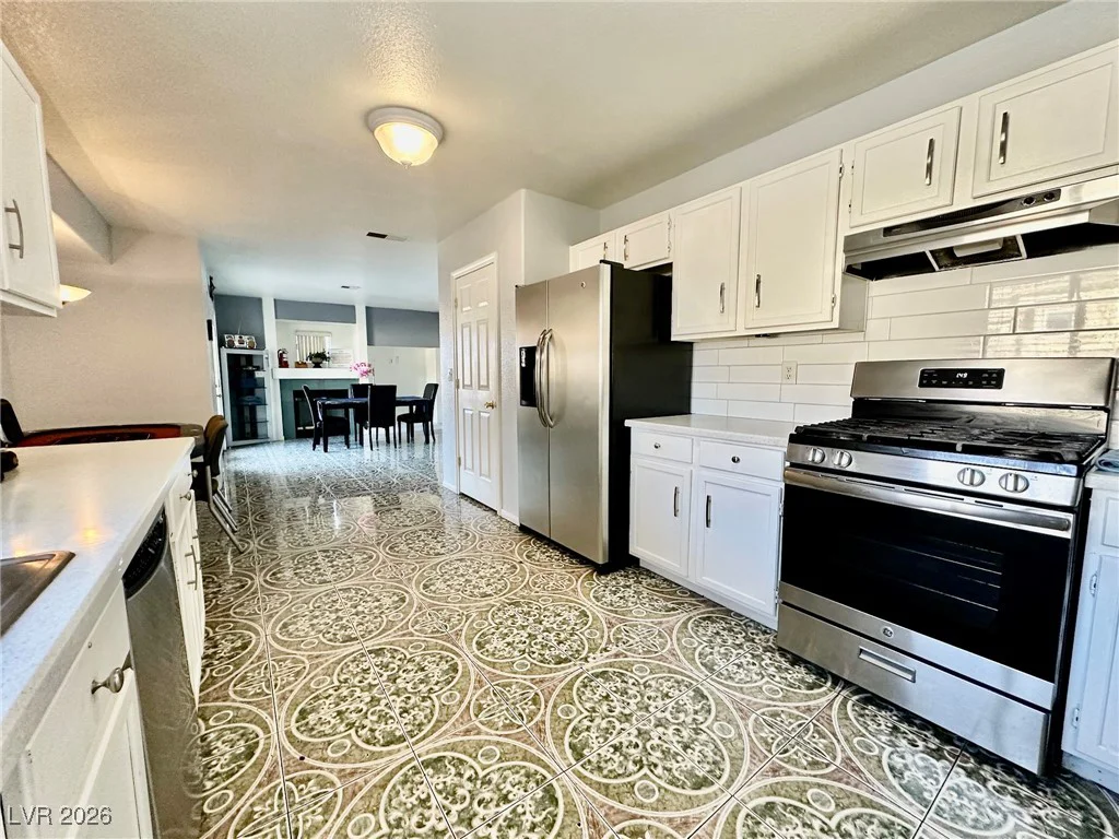 6482 Willow Breeze, Las Vegas, NV 89118
