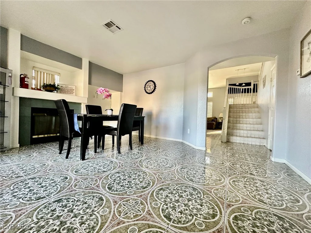 6482 Willow Breeze, Las Vegas, NV 89118