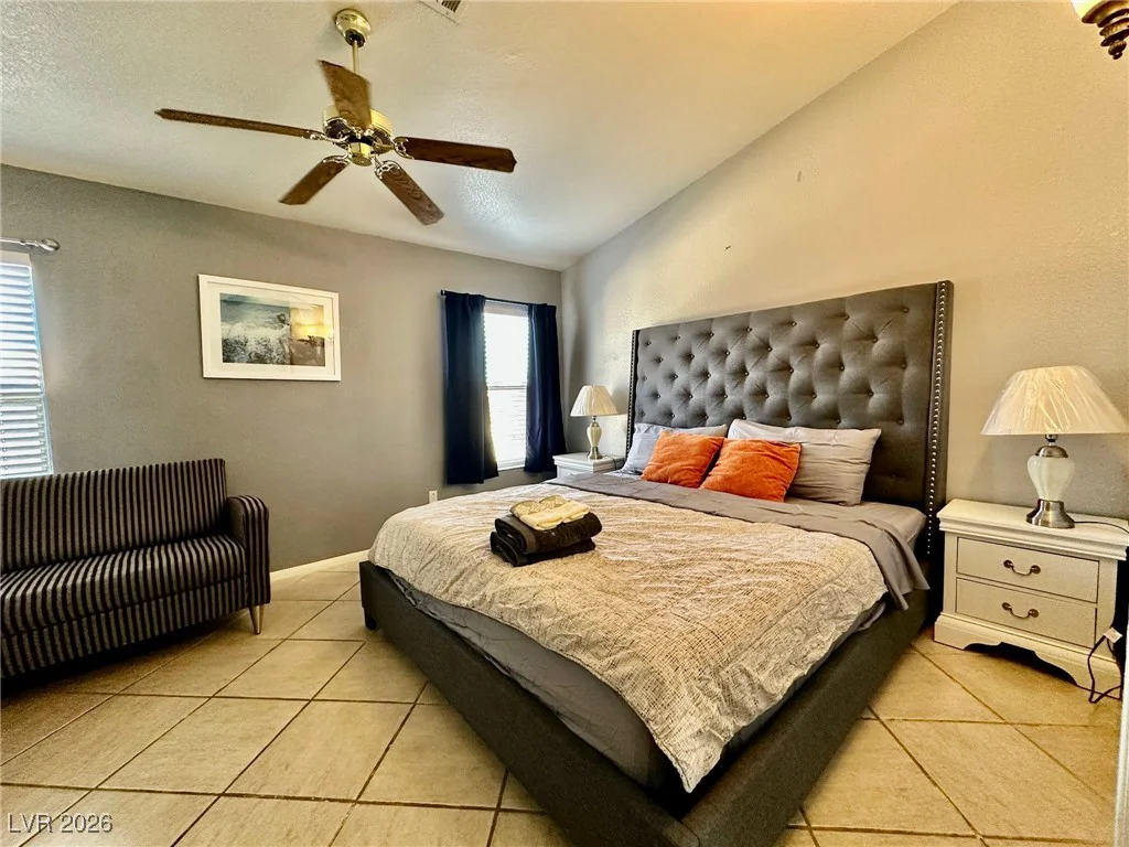 6482 Willow Breeze, Las Vegas, NV 89118