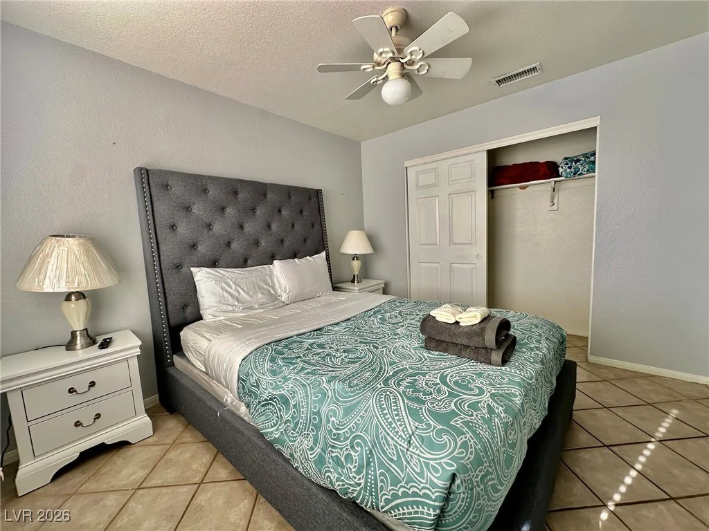 6482 Willow Breeze, Las Vegas, NV 89118