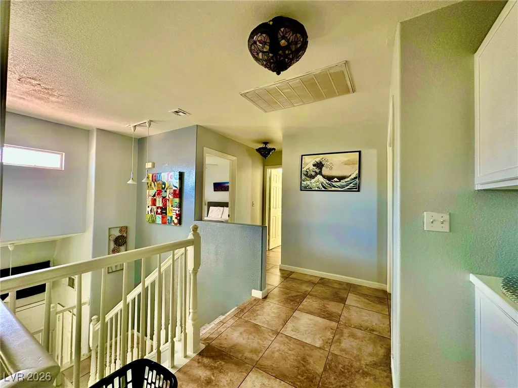 6482 Willow Breeze, Las Vegas, NV 89118