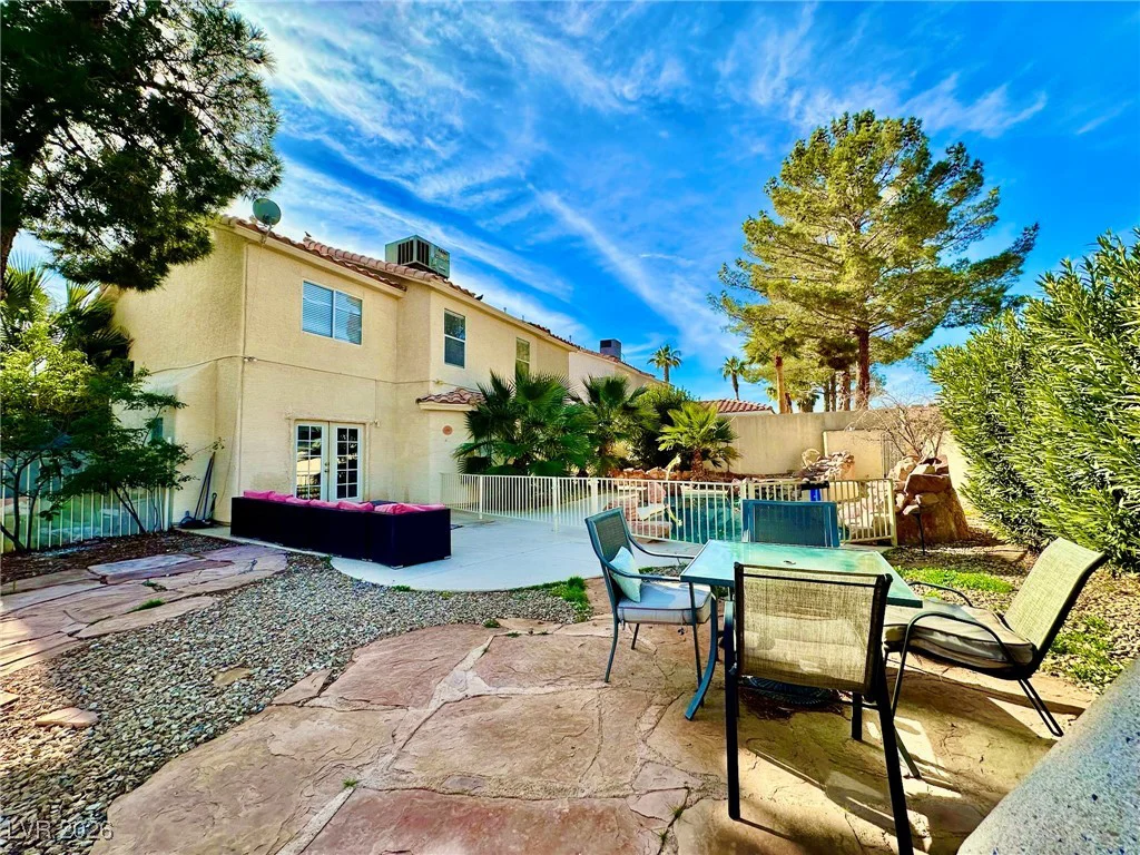 6482 Willow Breeze, Las Vegas, NV 89118