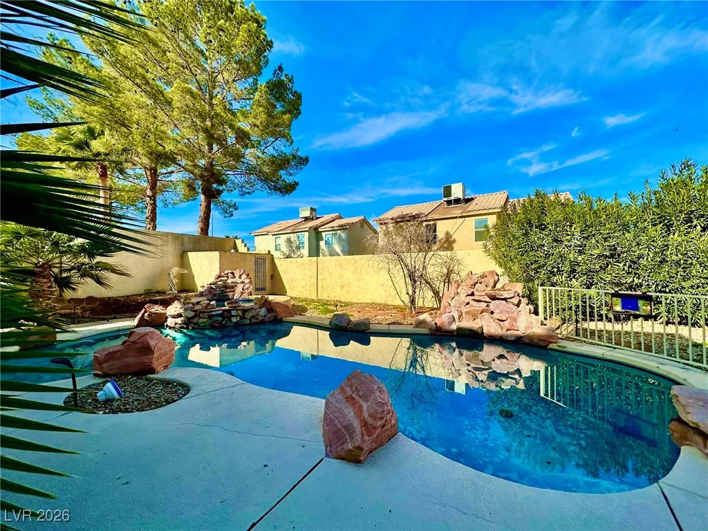 6482 Willow Breeze, Las Vegas, NV 89118