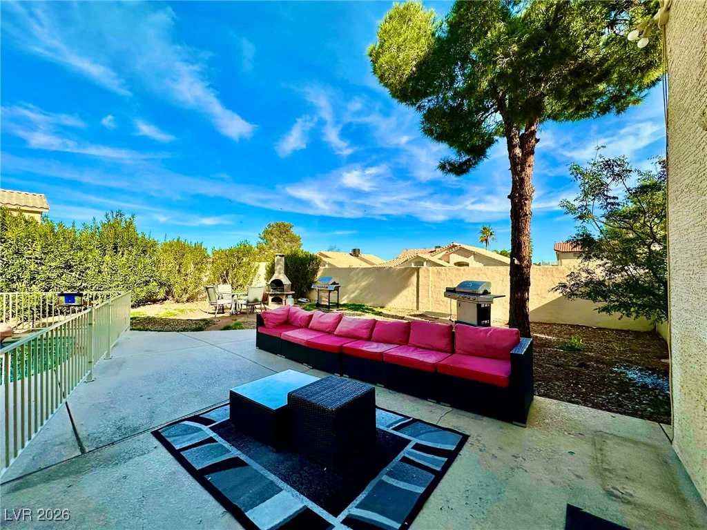 6482 Willow Breeze, Las Vegas, NV 89118