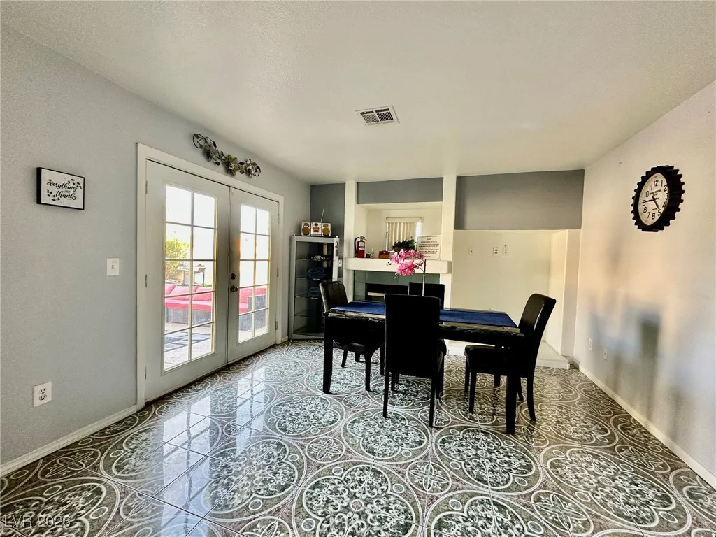 6482 Willow Breeze, Las Vegas, NV 89118