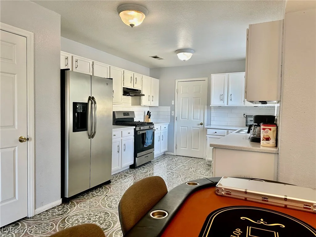 6482 Willow Breeze, Las Vegas, NV 89118