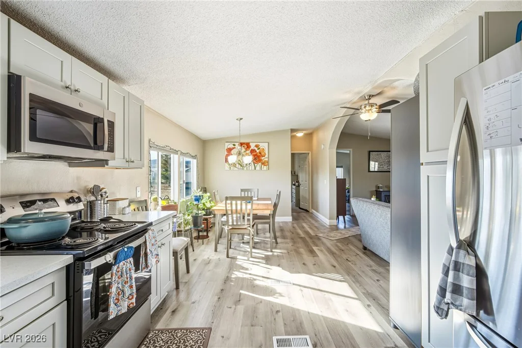 4111 Venza, Pahrump, NV 89048
