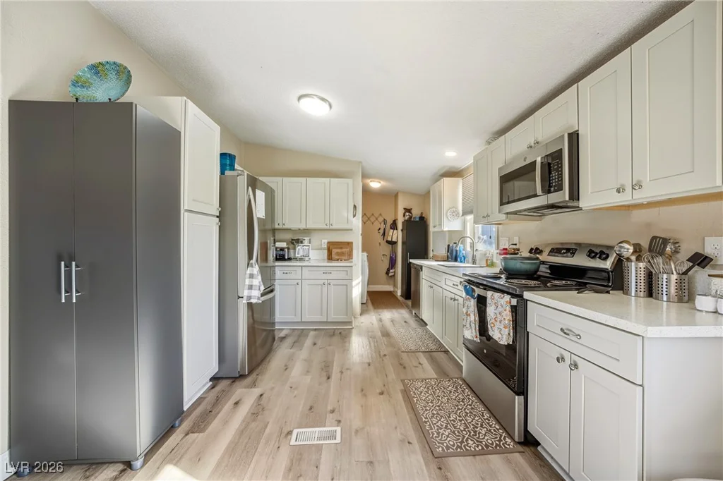 4111 Venza, Pahrump, NV 89048