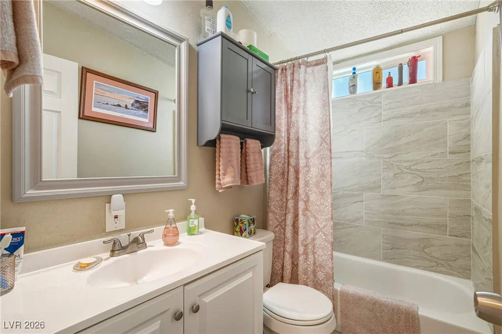 4111 Venza, Pahrump, NV 89048