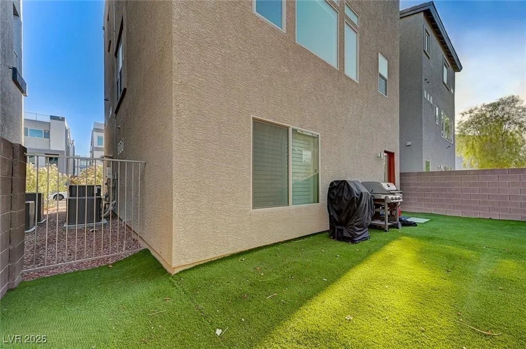 8054 Misty Canyon, Las Vegas, NV 89113