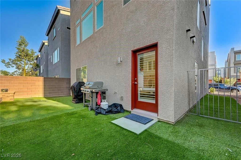 8054 Misty Canyon, Las Vegas, NV 89113